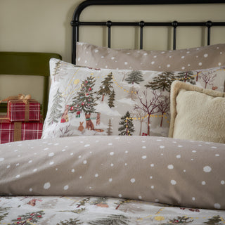 Forest Festivities Printed Super King Duvet Cover Set Natural