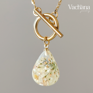 Handmade Teardrop Resin with Dried Flowers Necklace