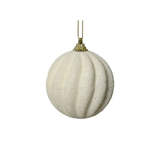 Wool White Ribbed Swirl Bauble