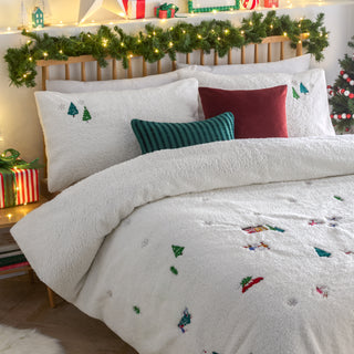 Christmas Together Super King Embroidered Fleece Duvet Cover Set