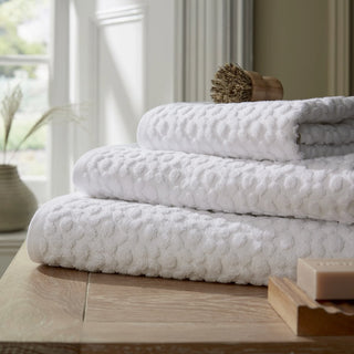Fae Sculpted Bath Towel White