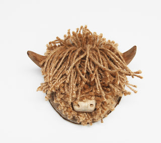 Aisla Mini Highland Cow Plaque Natural