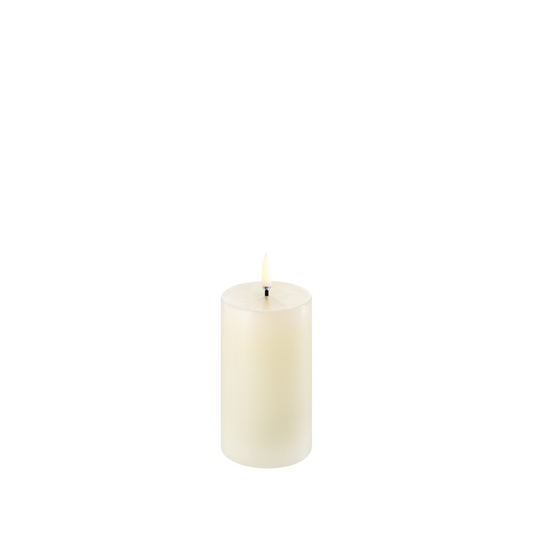 Uyuni Led Classic Pillar Candle Ivory 5.8 x 10.1cm