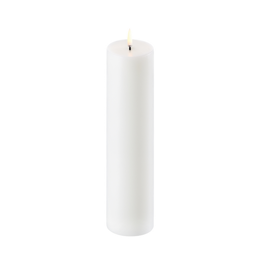 Uyuni Led Classic Pillar Candle Nordic White 5.8 x 22cm