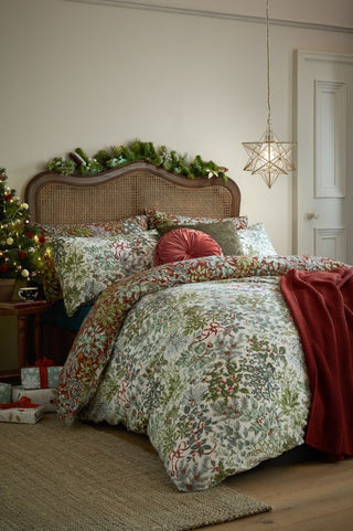 Crossdale Christmas Berries Single Duvet Cover Set, Festive Red