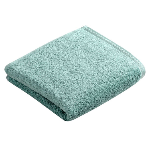 Winterberry Shell Guest Towel