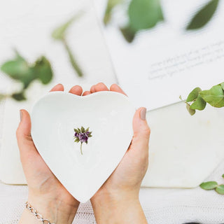 Hellebore Heart Dish in a Gift Box