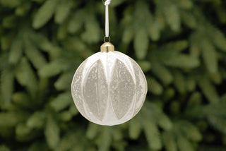 White Mercury Effect Ridged Glass Bauble 10cm