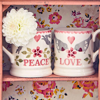 Lovebirds Set Of 2 1/2 Pint Mugs Boxed