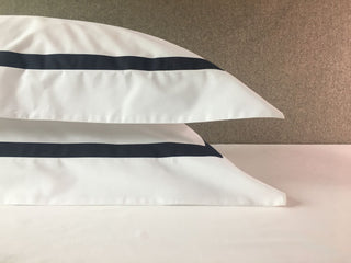 Savile Edge 220 Oxford Pillowcase Standard White/Navy