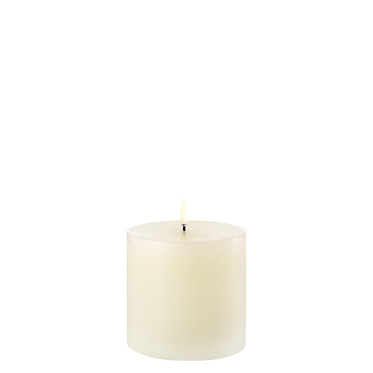 Uyuni Led Pillar Candle, Ivory, Smooth, 10,1X10 Cm